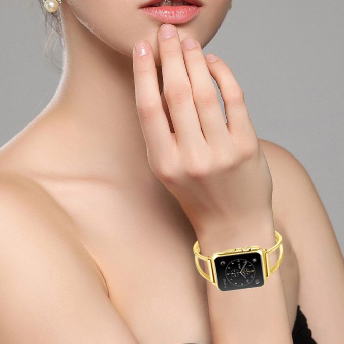 V-formet Klokkereim i metall for Apple Watch Ultra 49 / 45 / 44 mm - Bilde 10