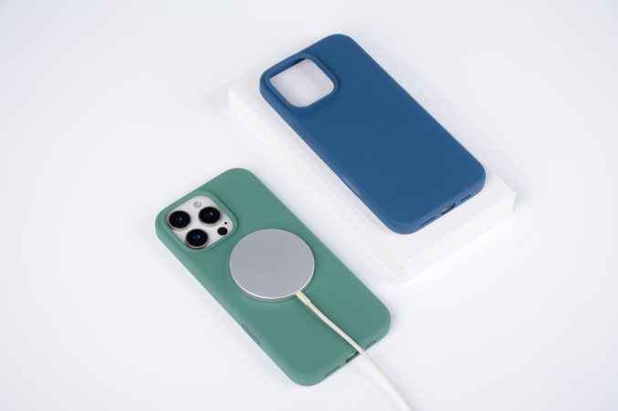 iPhone 16 Pro Silikon MagSafe mobildeksel - Bilde 2