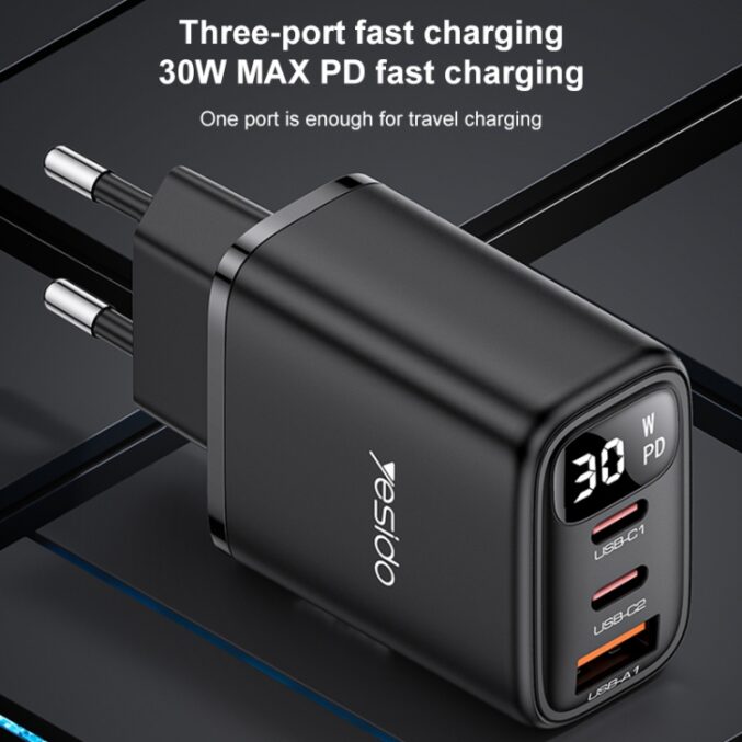 30W hurtiglader med USB, to USB-C og display (YC69) - Bilde 10