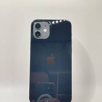 Auksjon #1008 – iPhone 12 128GB Sort – Godt brukt