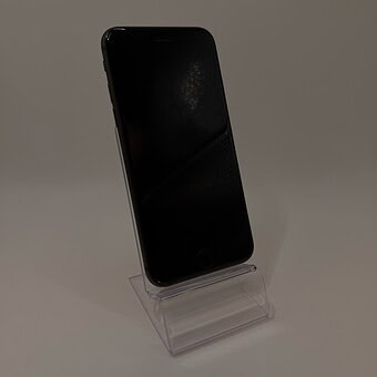 Auksjon #1014 – iPhone 8 256GB Sort – Pent brukt