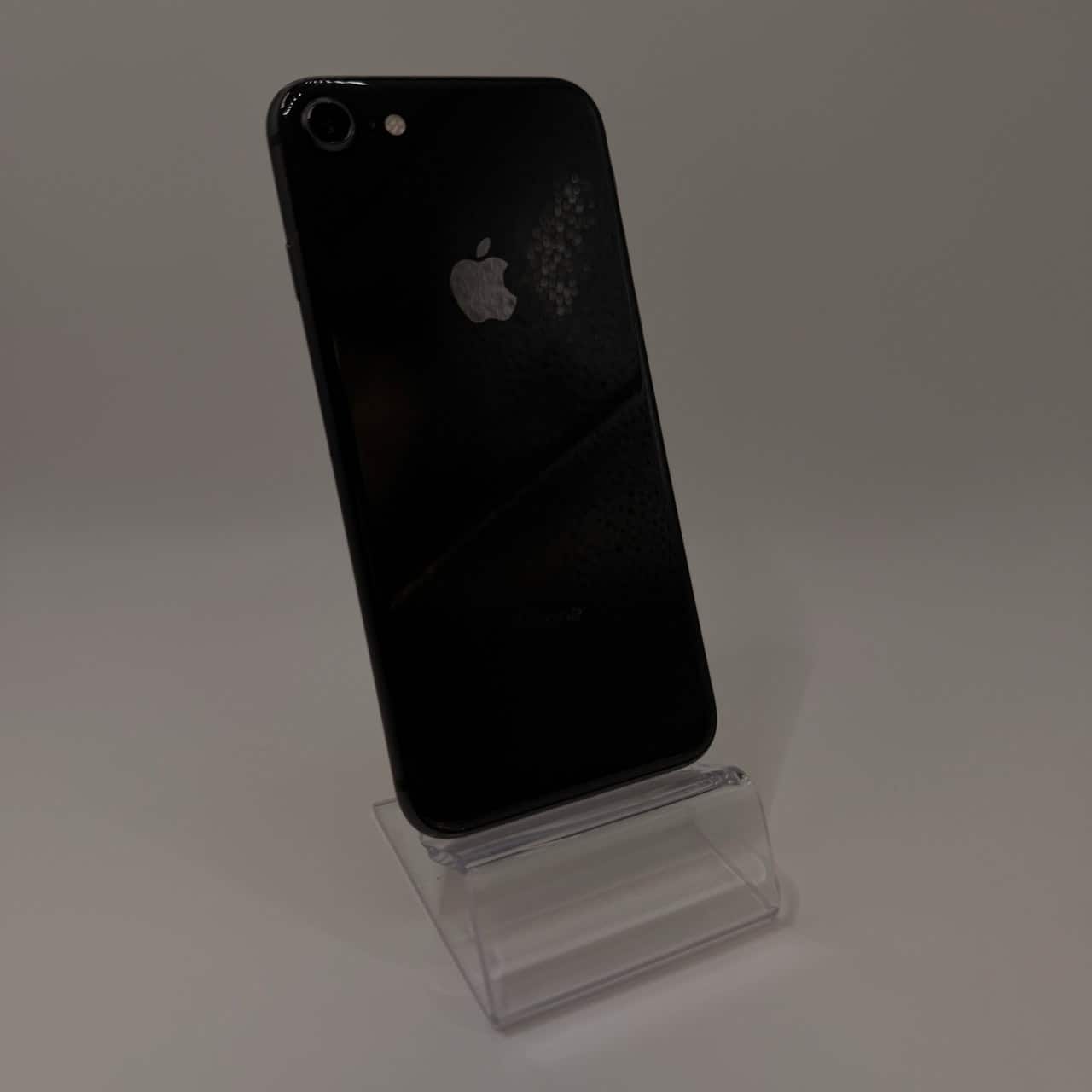 Auksjon #1015 – iPhone 8 128GB Sort – Pent brukt - Bilde 2