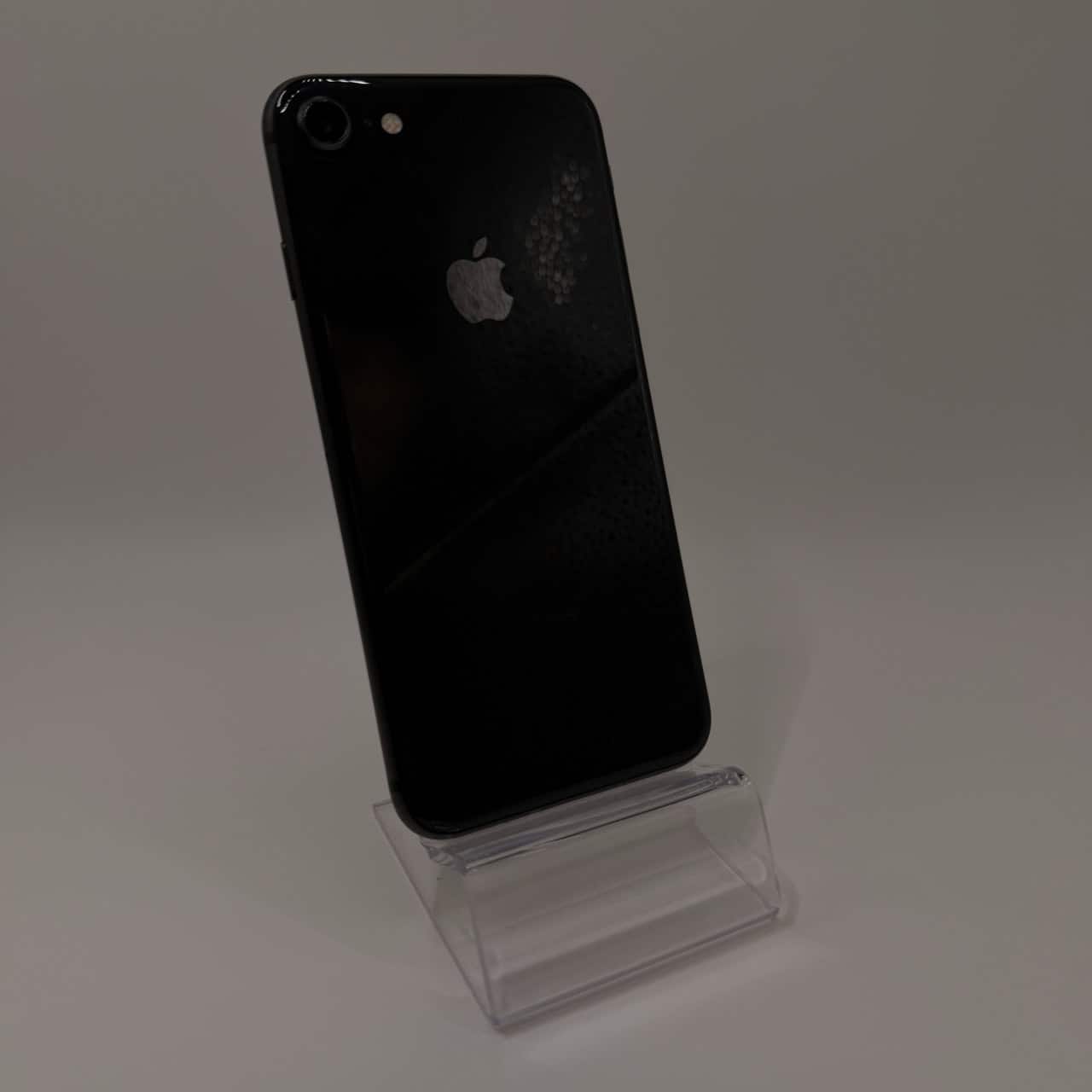 Pakkeauksjon #1017 – 2 x iPhone 8 256GB Sort – Pent brukt - Bilde 2